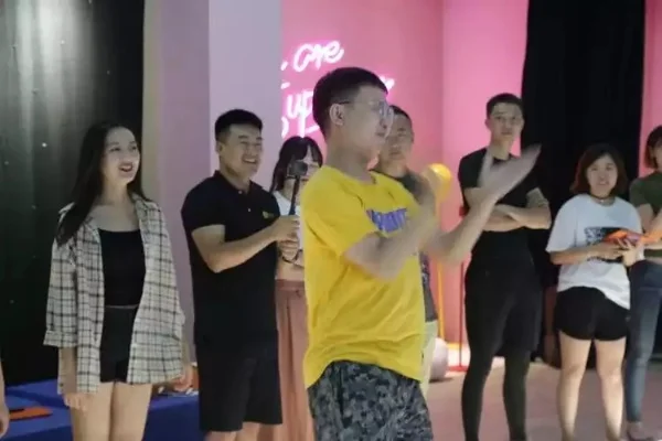 相亲游戏大全：趣味互动，轻松破冰