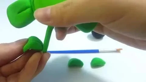 植物大战僵尸3轻粘土制作指南：植物、叶子、花盆、花心组装教程
