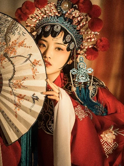 抖音戏子多秋可怜一处情深旧什么歌-抖音歌曲情深引共鸣