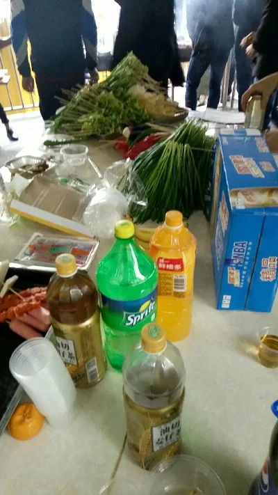 啤酒饮料矿泉水-生存补给品重要性